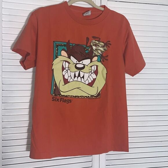 Vintage 90’s Orange Six Flags Theme Parks Graphic Tasmanian Devil T-Shirt Small - Picture 1 of 12